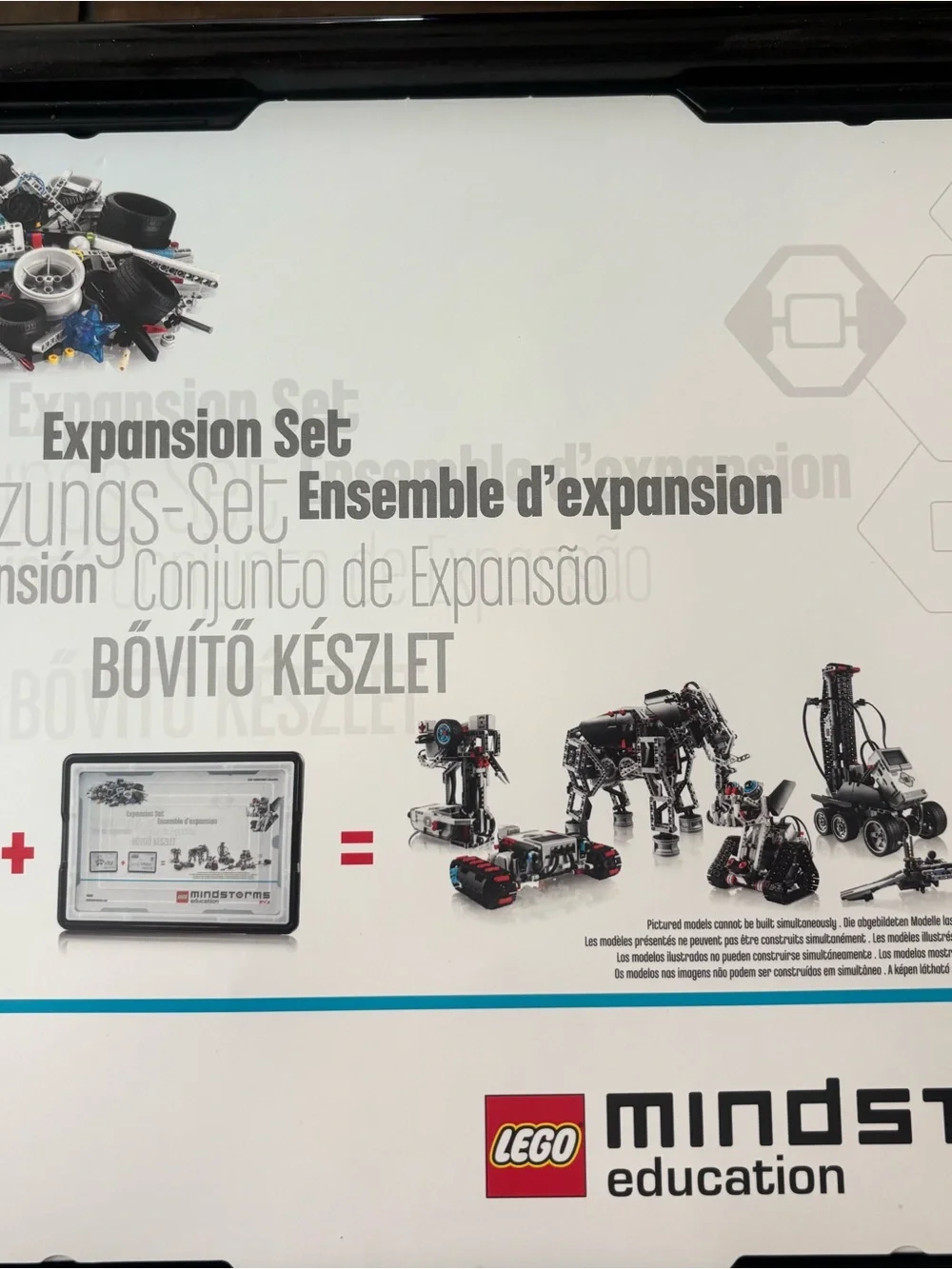 Lego Mindstorms Expansion Set - White and Black Accents